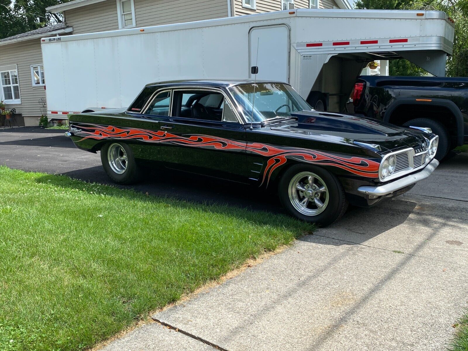 Pontiac-Tempest-1962-Sedan-3