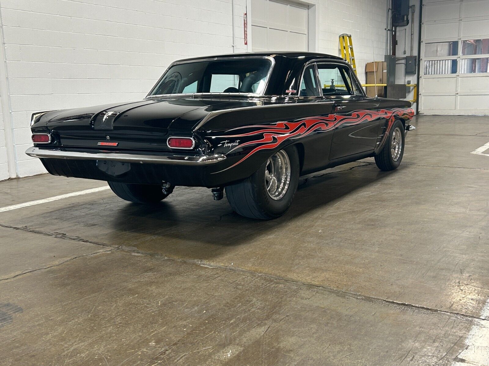 Pontiac-Tempest-1962-Sedan-7