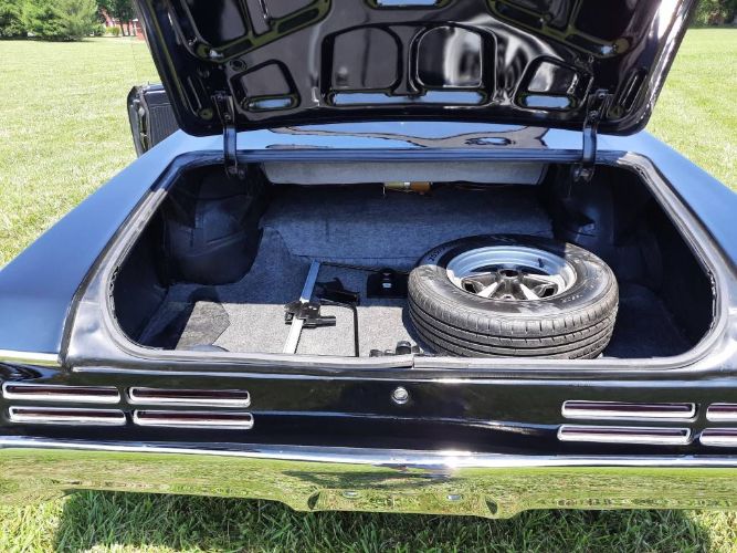 Pontiac-Tempest-1967-Black-23