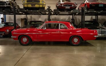 Pontiac-Tempest-Le-Mans-Sport-Coupe-1963-2-Door-Coupe-2