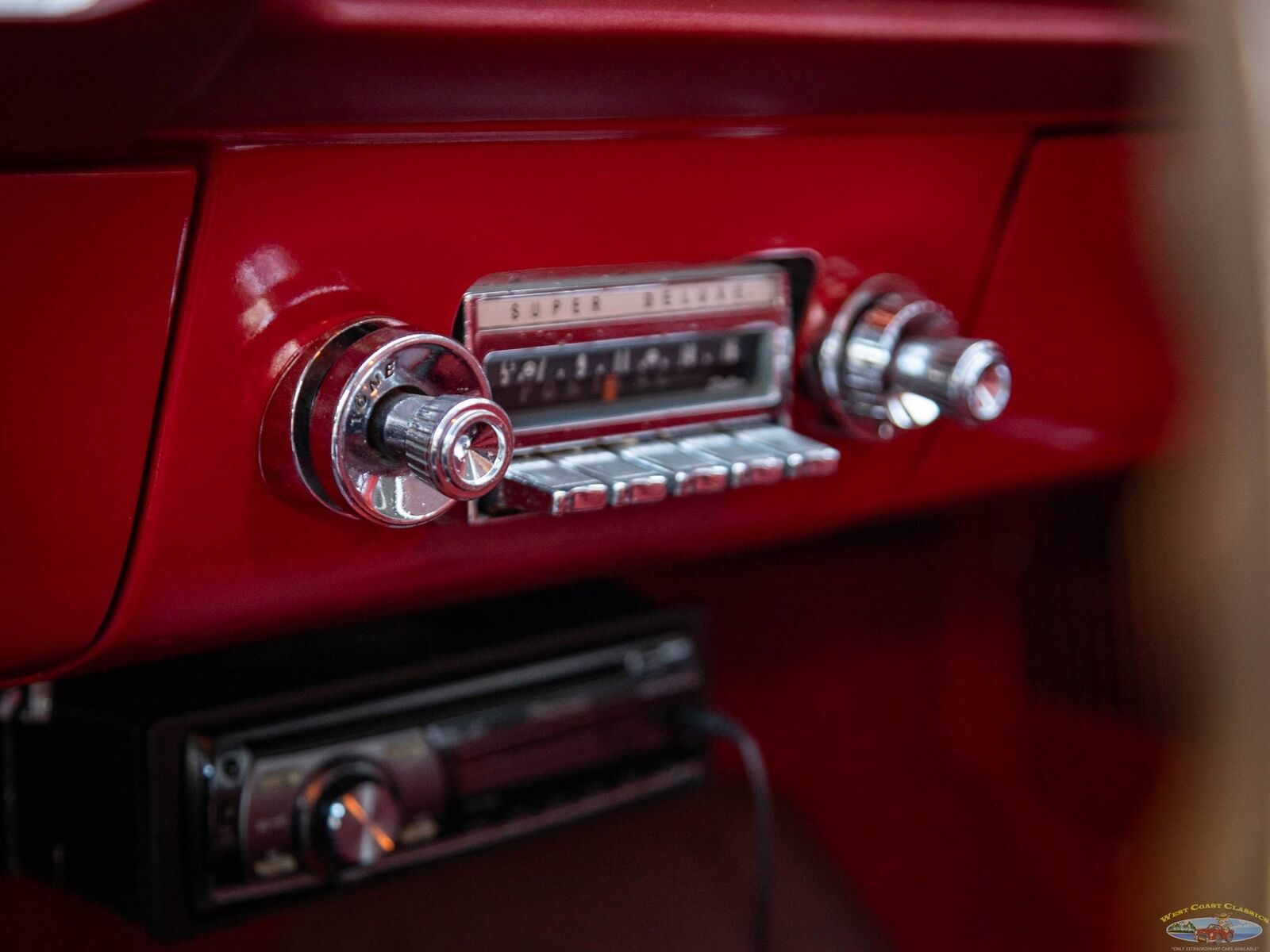 Pontiac-Tempest-Le-Mans-Sport-Coupe-1963-2-Door-Coupe-24