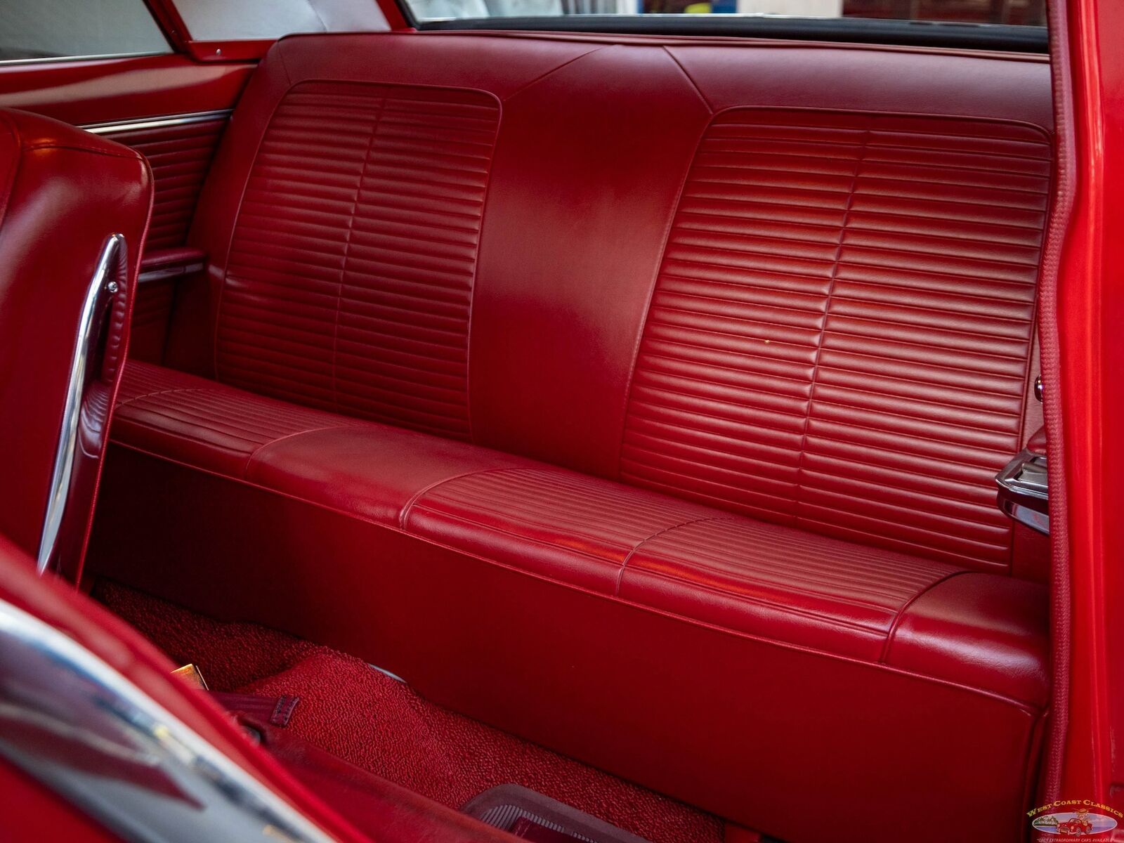 Pontiac-Tempest-Le-Mans-Sport-Coupe-1963-2-Door-Coupe-36