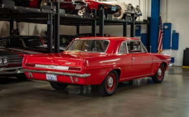 Pontiac-Tempest-Le-Mans-Sport-Coupe-1963-2-Door-Coupe-8