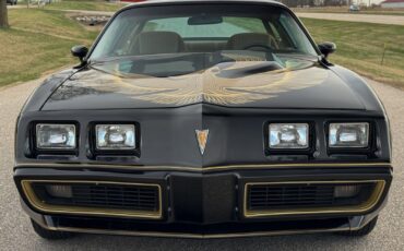 Pontiac-Trans-Am-1981-Coupe-7