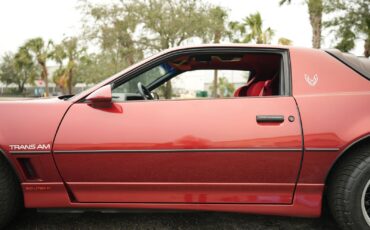 Pontiac-Trans-Am-1986-Coupe-18