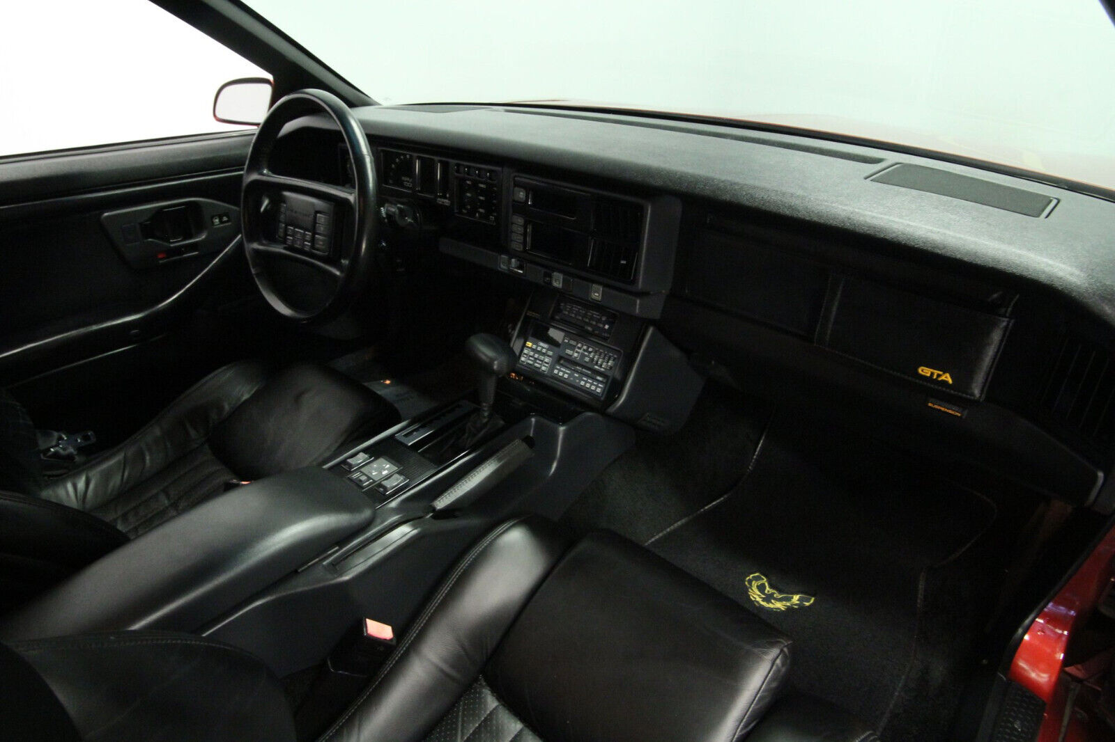 Pontiac-Trans-Am-1988-14