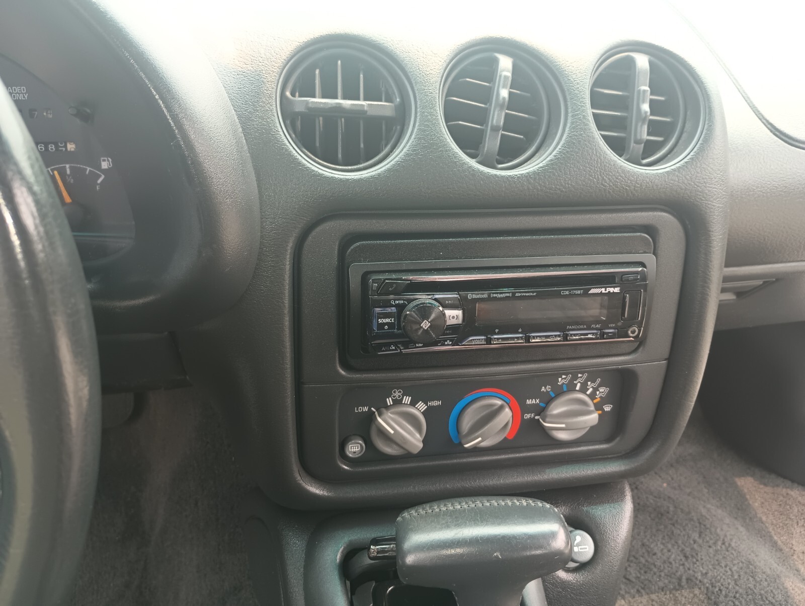Pontiac-Trans-Am-1994-12