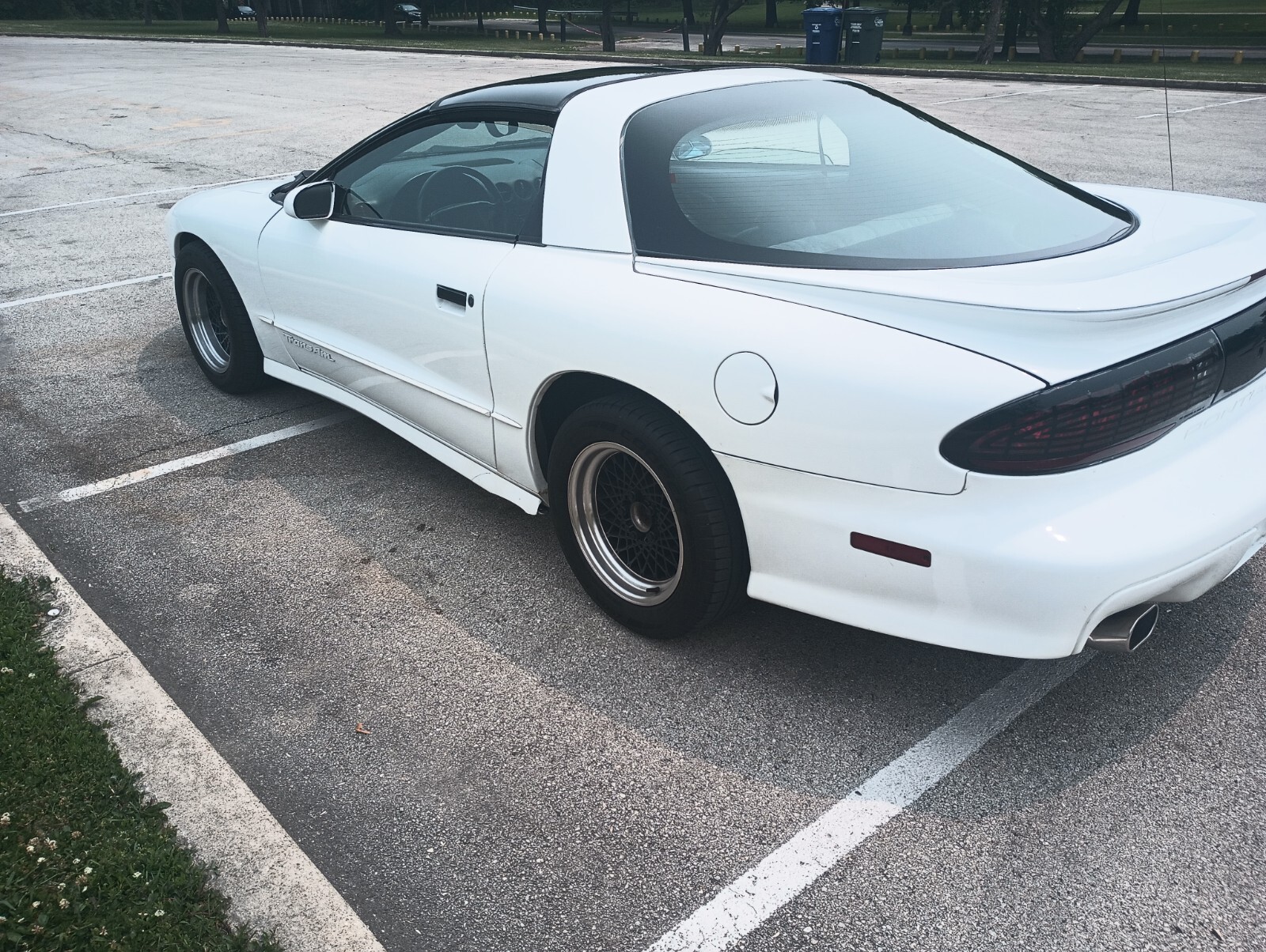 Pontiac-Trans-Am-1994-3