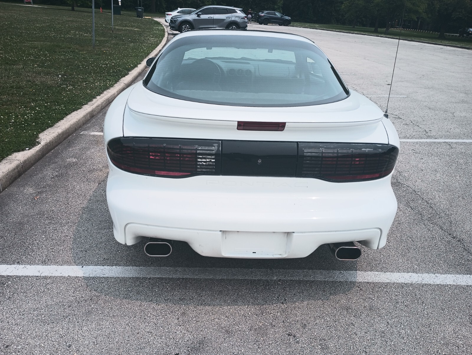 Pontiac-Trans-Am-1994-4