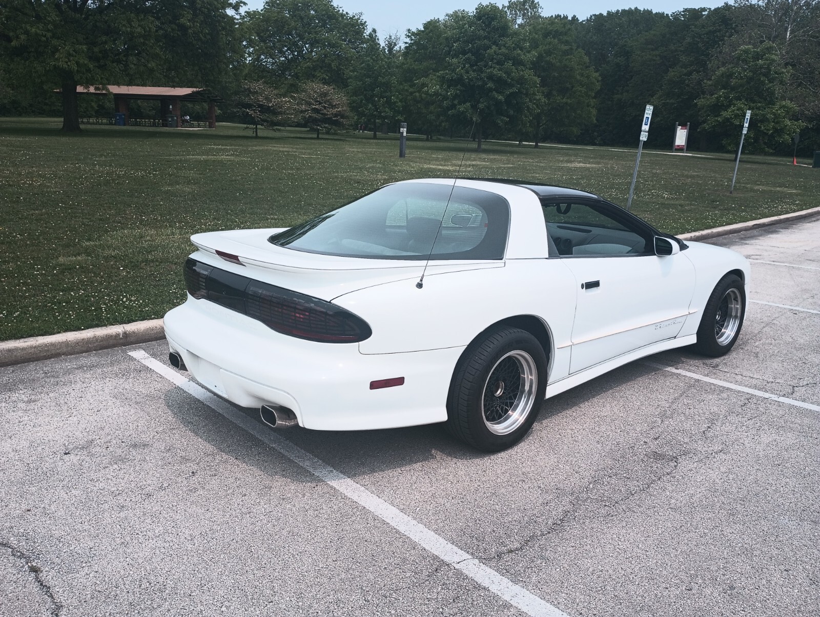 Pontiac-Trans-Am-1994-6