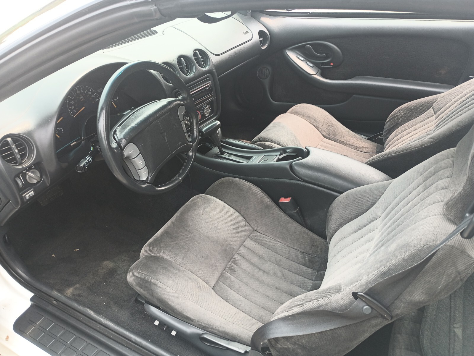 Pontiac-Trans-Am-1994-8