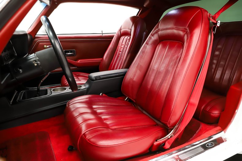 Pontiac-Trans-am-1976-Cameo-White-Red-20