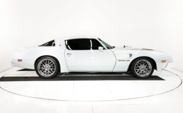 Pontiac-Trans-am-1976-Cameo-White-Red-23
