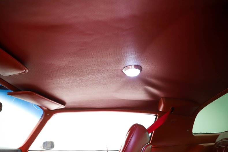 Pontiac-Trans-am-1976-Cameo-White-Red-33