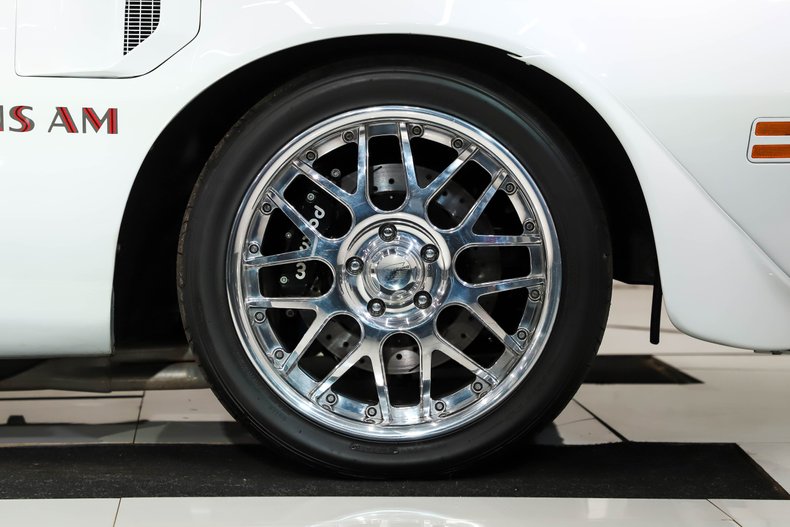 Pontiac-Trans-am-1976-Cameo-White-Red-37