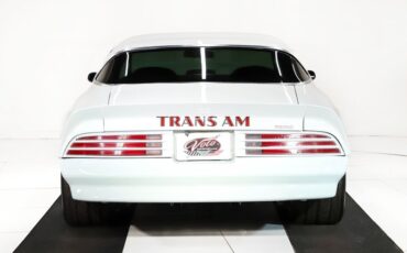 Pontiac-Trans-am-1976-Cameo-White-Red-38