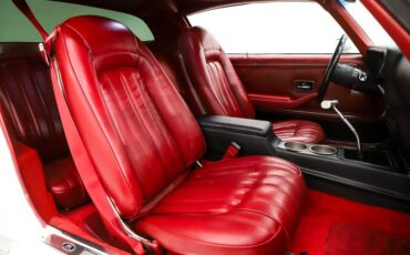 Pontiac-Trans-am-1976-Cameo-White-Red-41