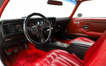 Pontiac-Trans-am-1976-Cameo-White-Red-8