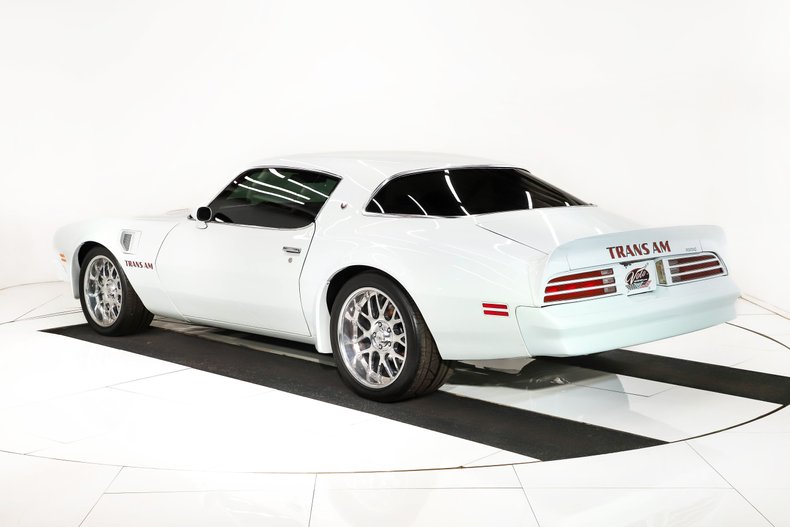 Pontiac-Trans-am-1976-Cameo-White-Red-9
