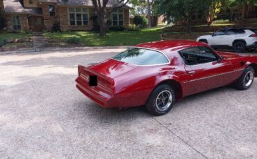 Pontiac-Trans-am-1976-Red