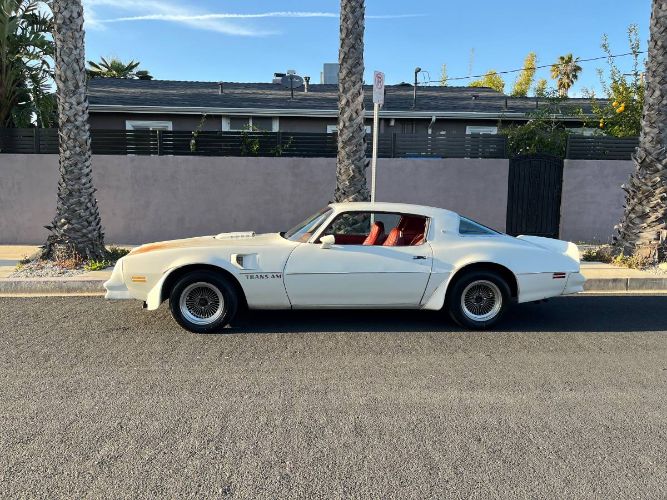 Pontiac-Trans-am-1977-4