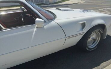 Pontiac-Trans-am-1979-3