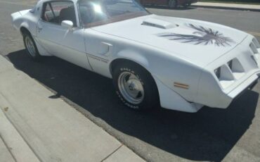 Pontiac-Trans-am-1979