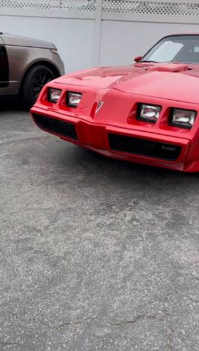 Pontiac-Trans-am-1979-Red-9