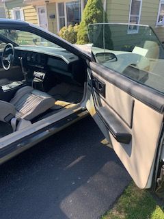 Pontiac-Trans-am-1983-10