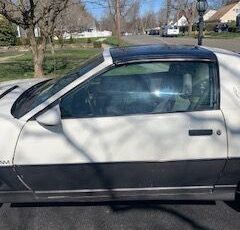 Pontiac-Trans-am-1983-3