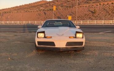 Pontiac-Trans-am-1984-White-7