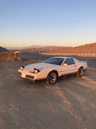 Pontiac-Trans-am-1984-White-8