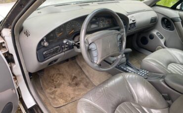 Pontiac-bonneville-1993-white-5