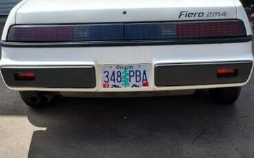 Pontiac-fiero-1985-1