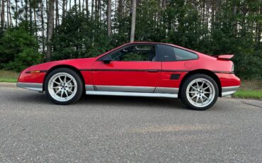 Pontiac-fiero-gt-1986-red