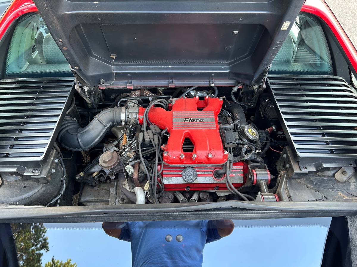 Pontiac-fiero-gt-1986-red-6