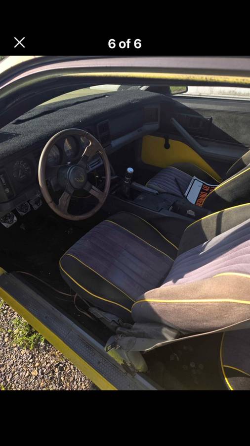 Pontiac-firebird-1986-yellow-5