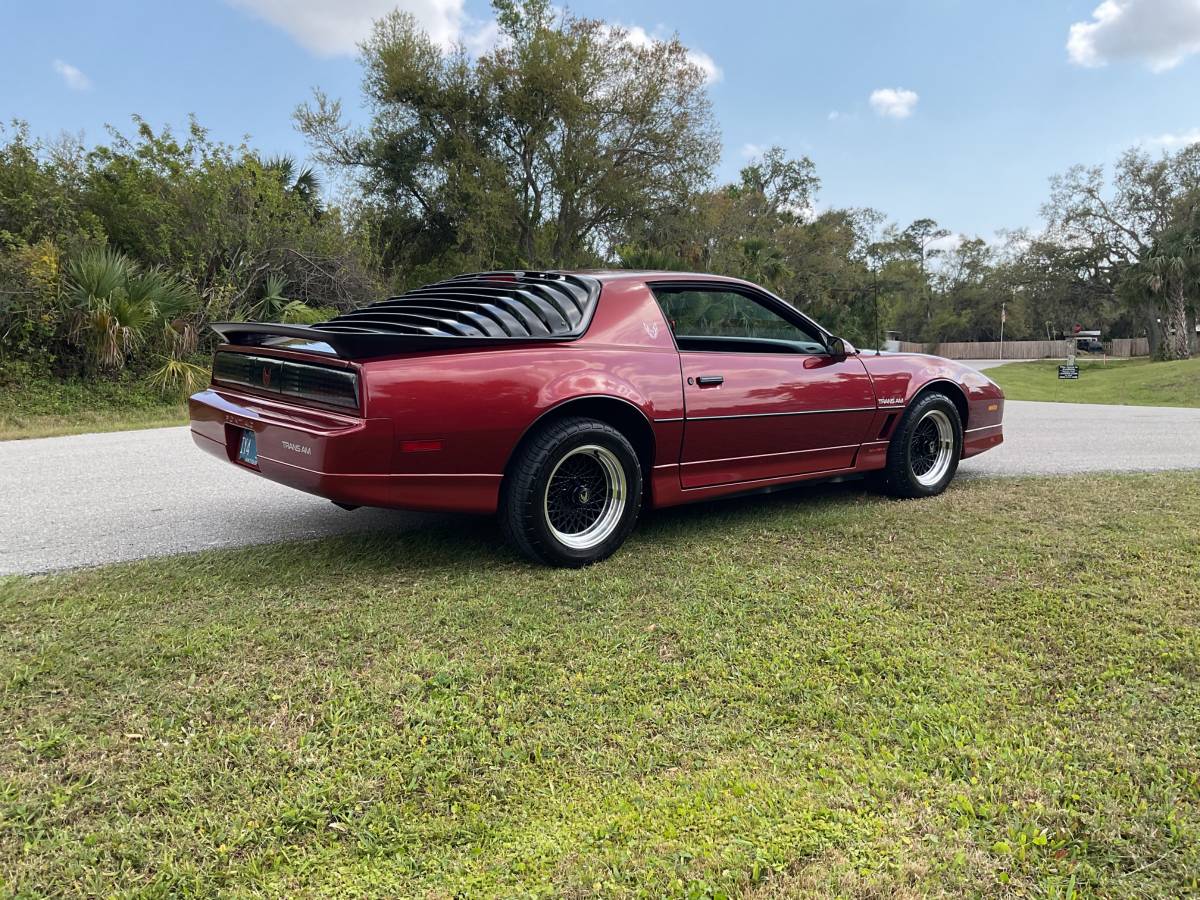 Pontiac-firebird-trans-am-1986-red-10