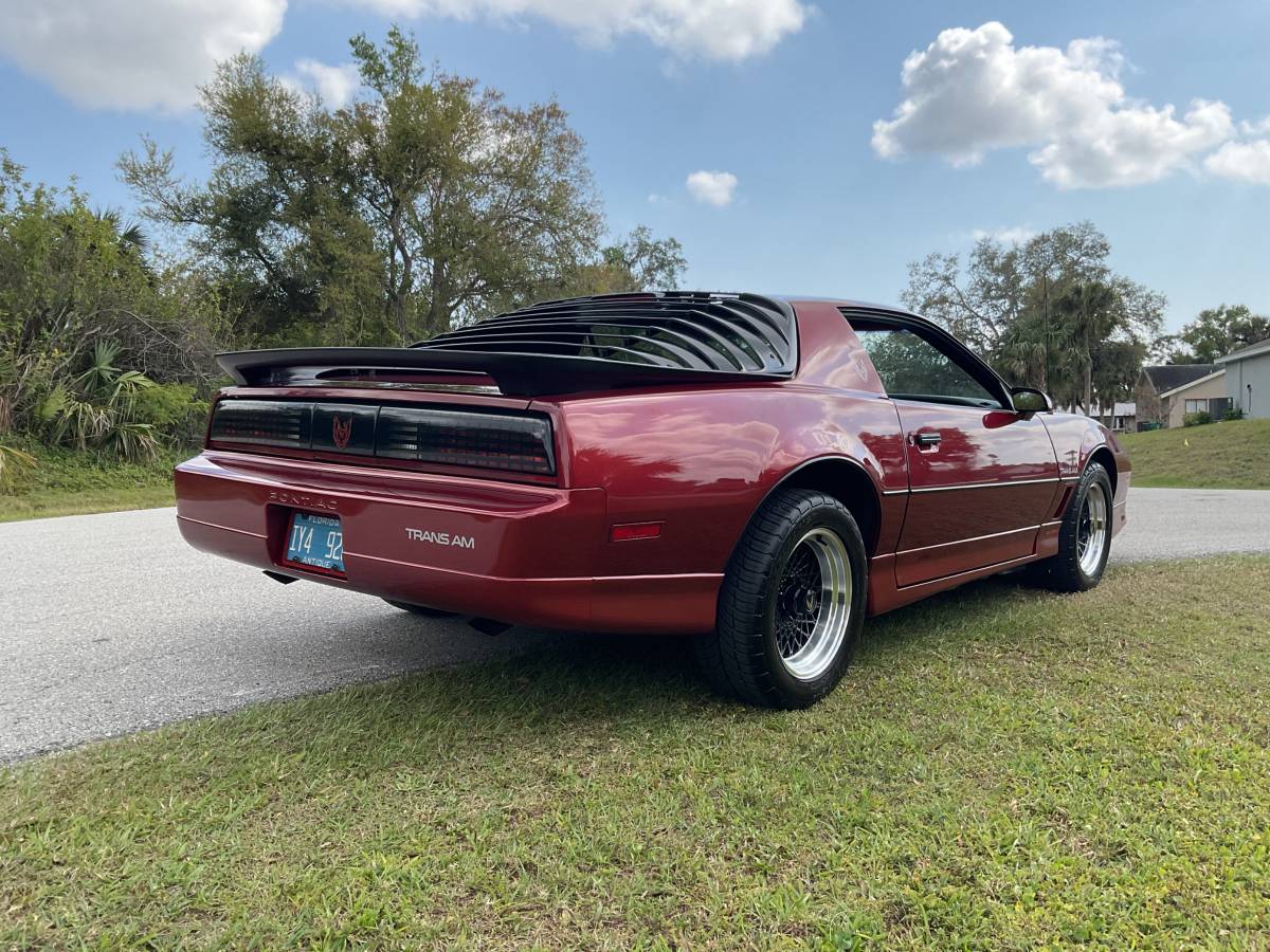 Pontiac-firebird-trans-am-1986-red-2