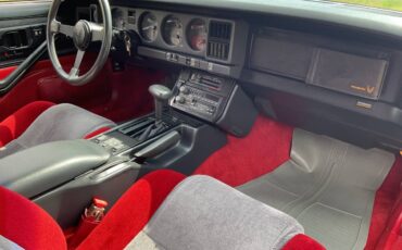 Pontiac-firebird-trans-am-1986-red-8