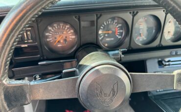 Pontiac-trans-am-1984-red-7
