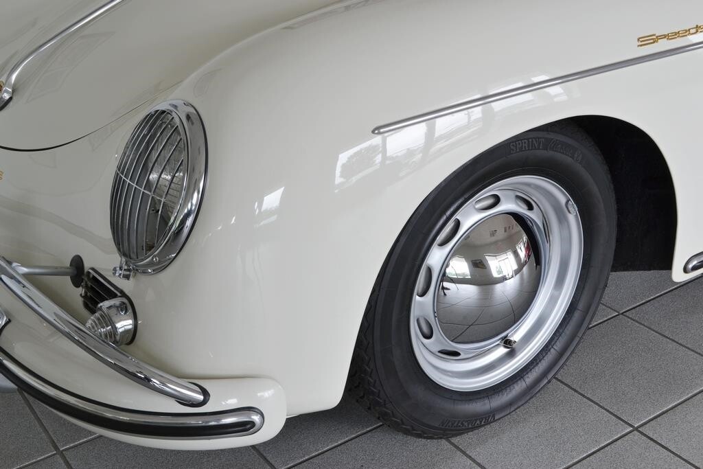 Porsche-356-1958-Convertible-18