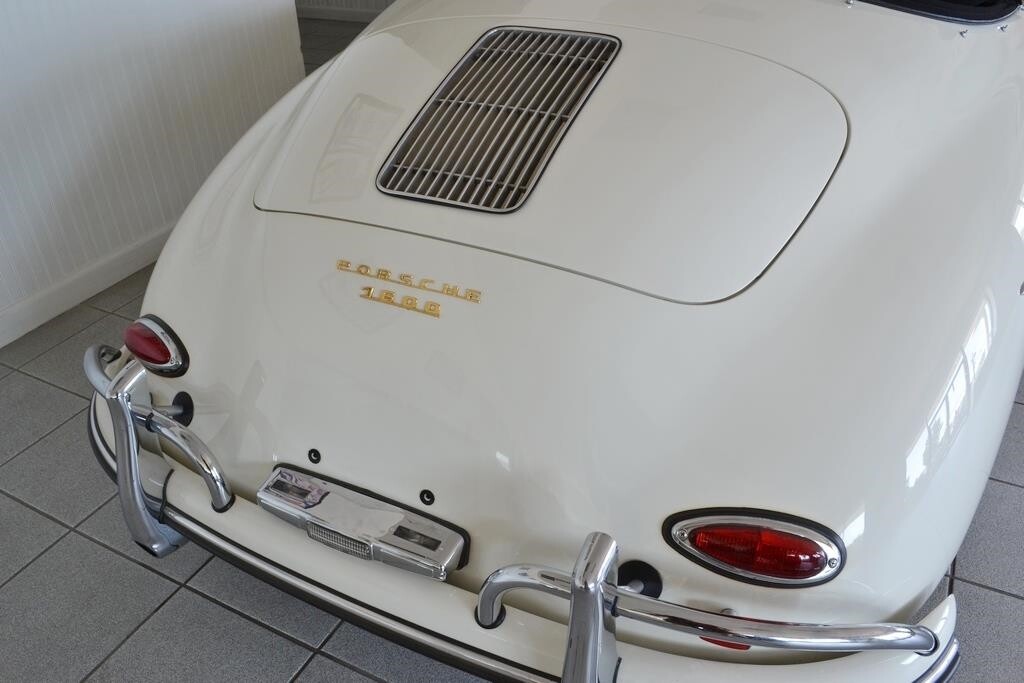 Porsche-356-1958-Convertible-23