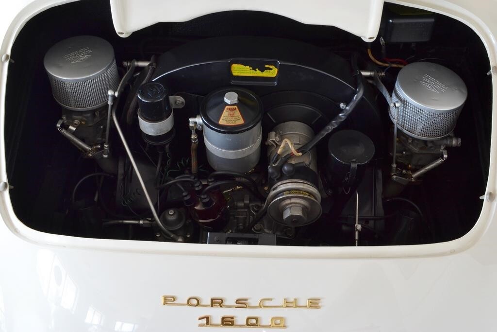 Porsche-356-1958-Convertible-36