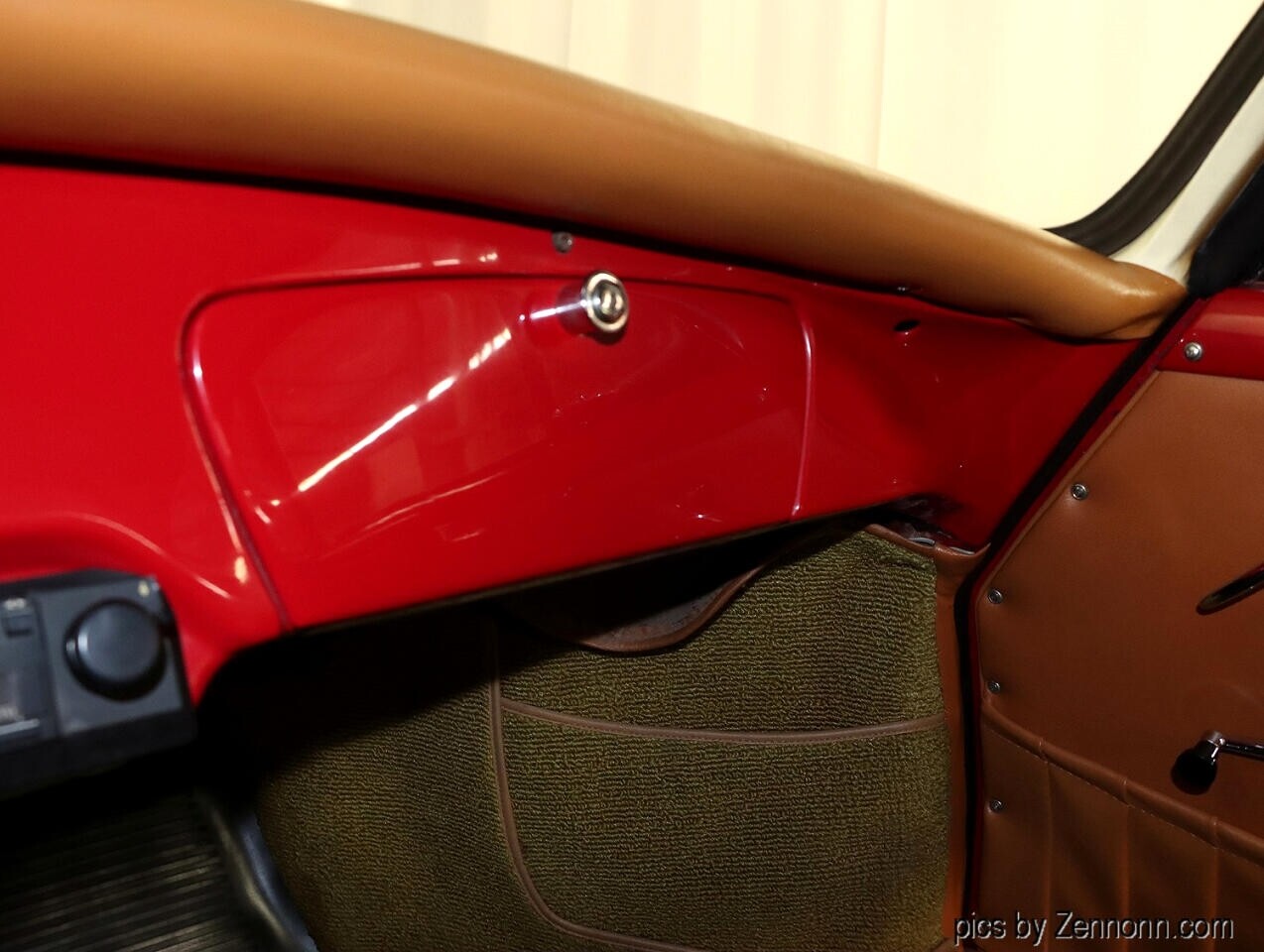 Porsche-356-1961-Coupe-23