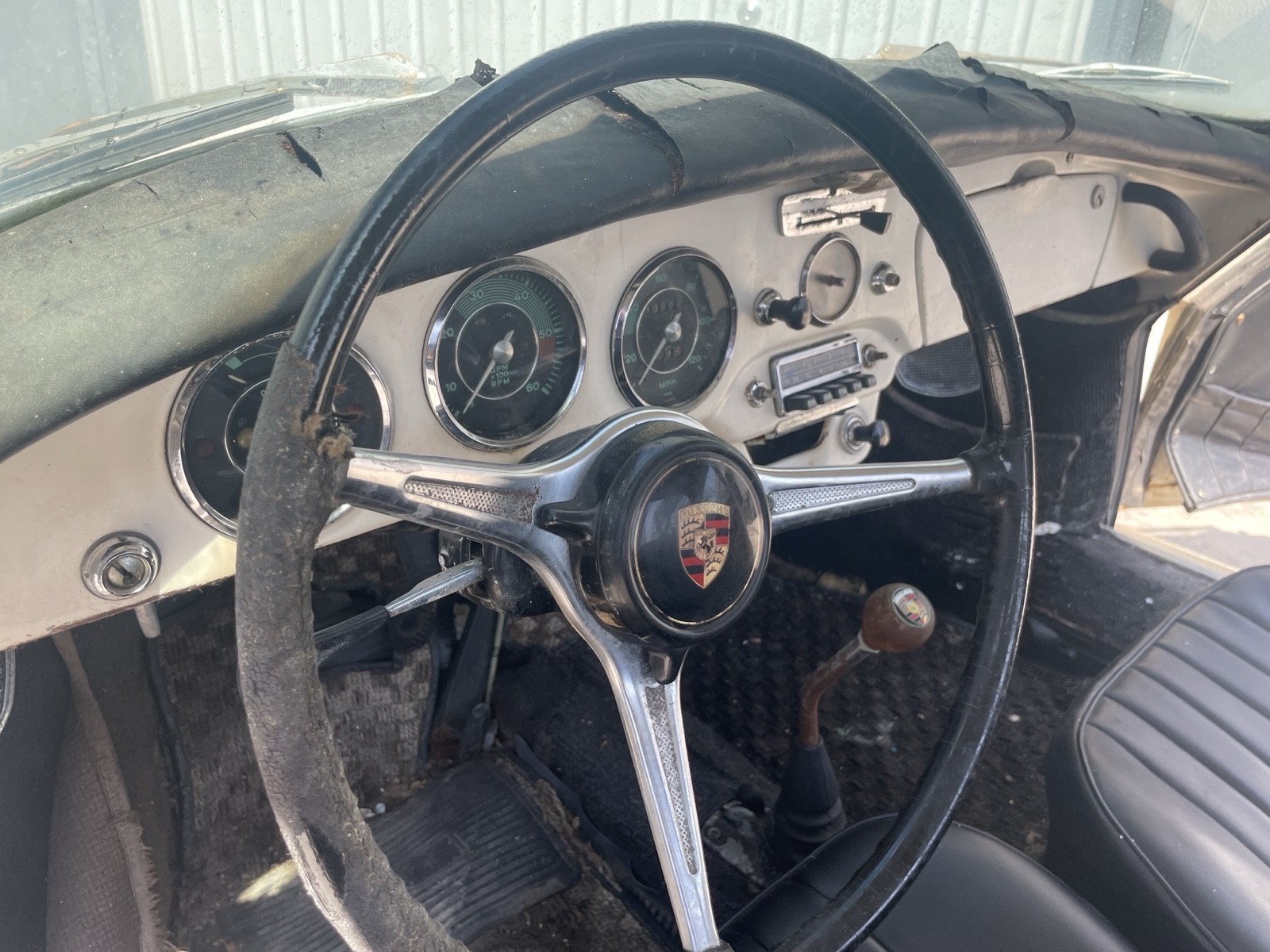 Porsche-356-1964-Coupe-11
