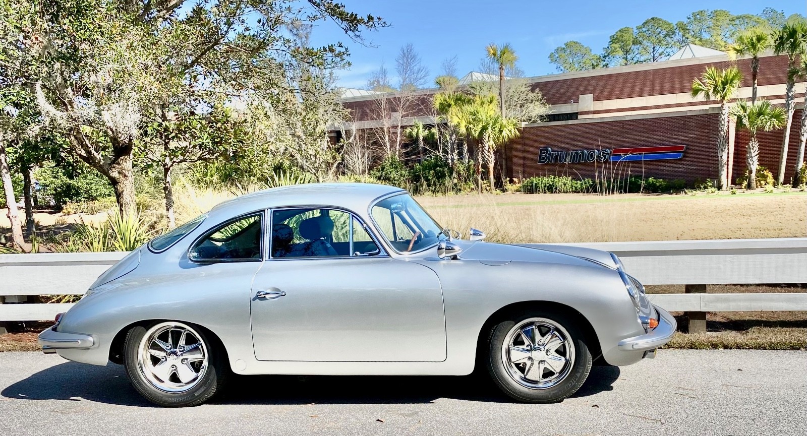 Porsche-356-1964-Coupe-24