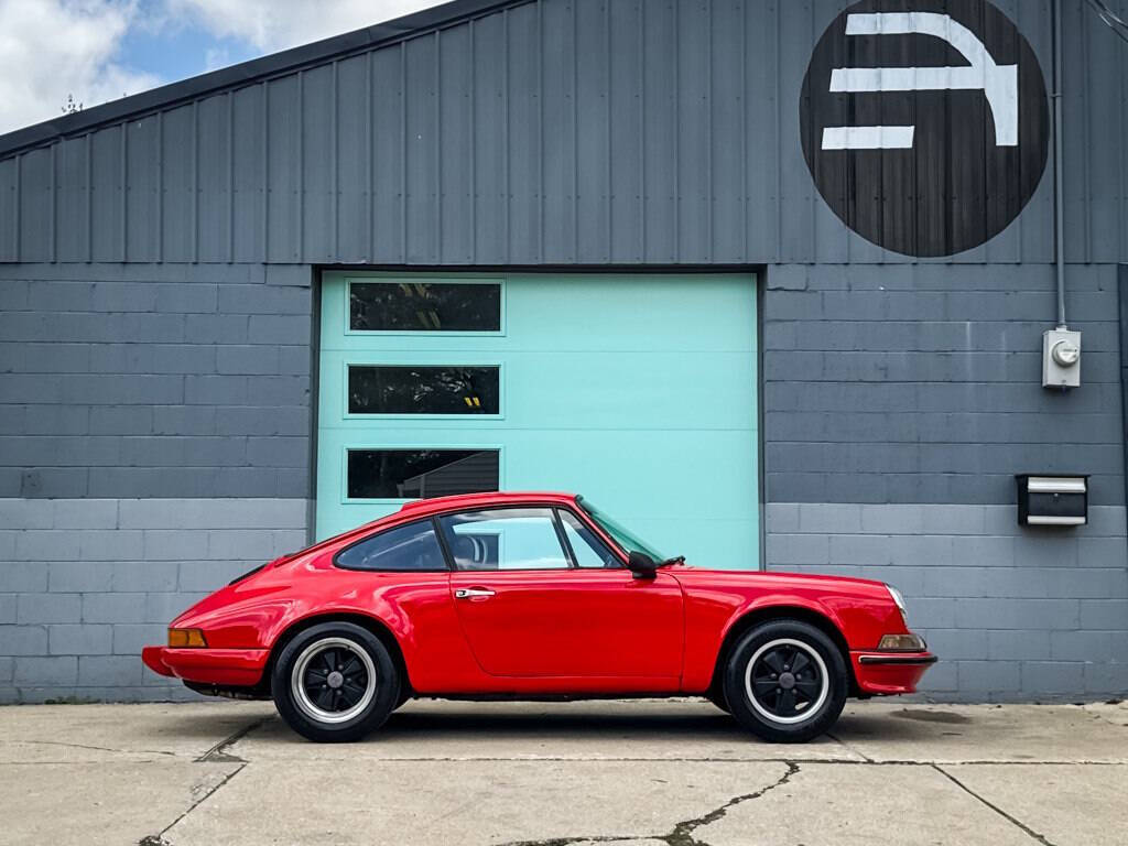 Porsche-911-1969-Convertible-11