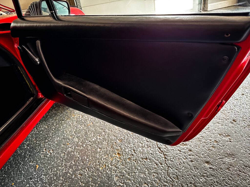 Porsche-911-1969-Convertible-26