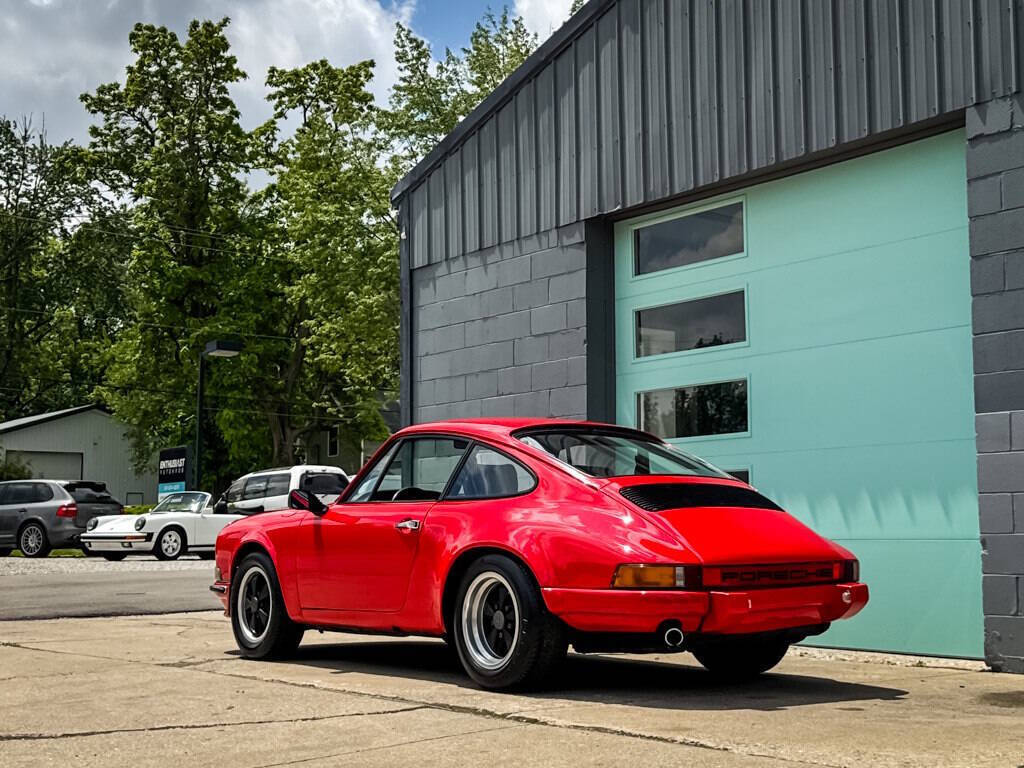 Porsche-911-1969-Convertible-3